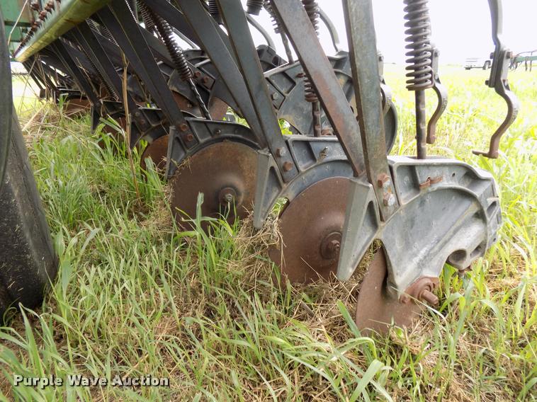 image for item DA6096 John Deere 530 grain drill