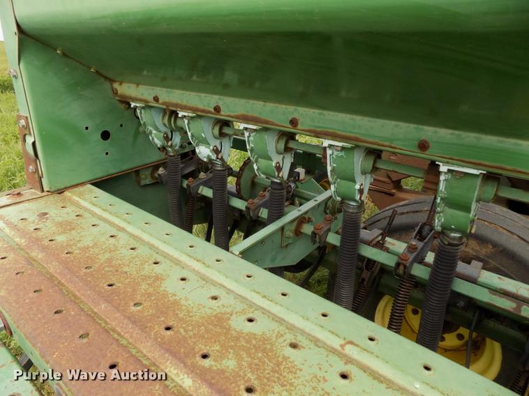 image for item DA6096 John Deere 530 grain drill