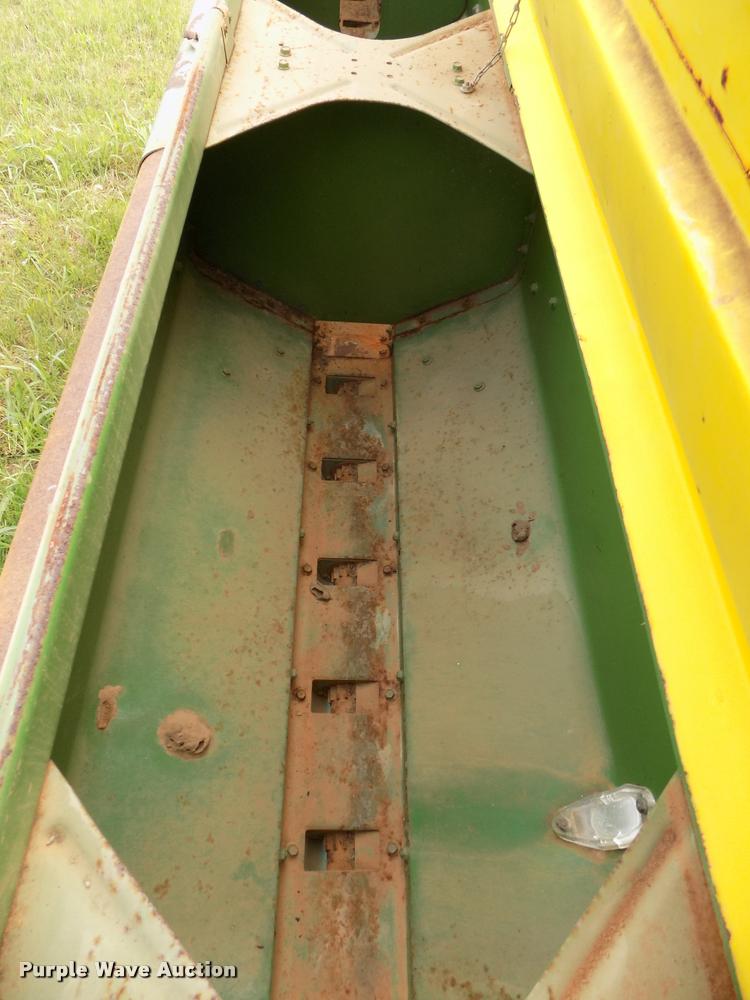 image for item DA6096 John Deere 530 grain drill