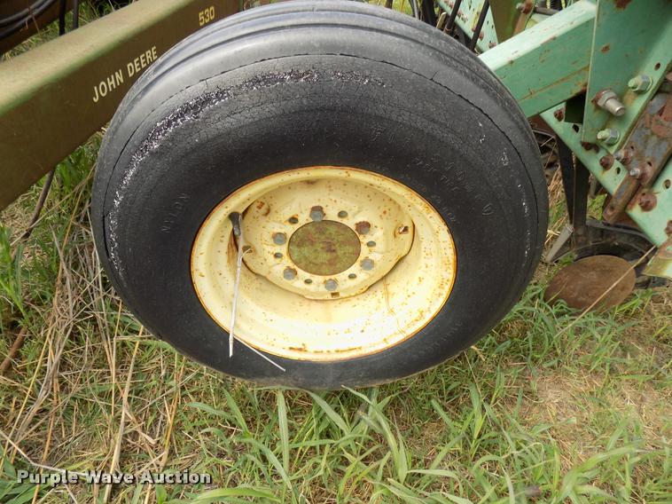 image for item DA6096 John Deere 530 grain drill