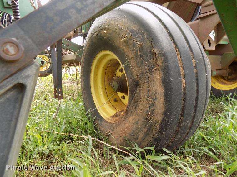 image for item DA6096 John Deere 530 grain drill