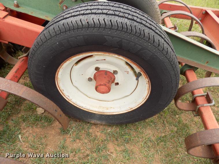 image for item DA6099 Brillion MD-1641 cultipacker