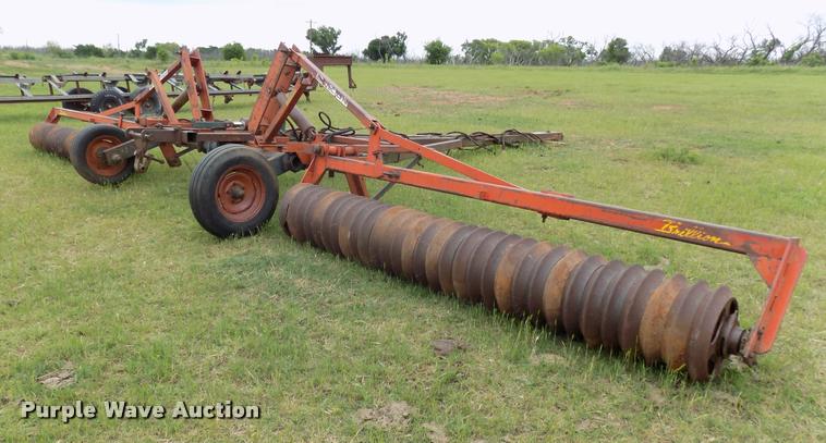 image for item DA6100 Brillion WPW-128 packer