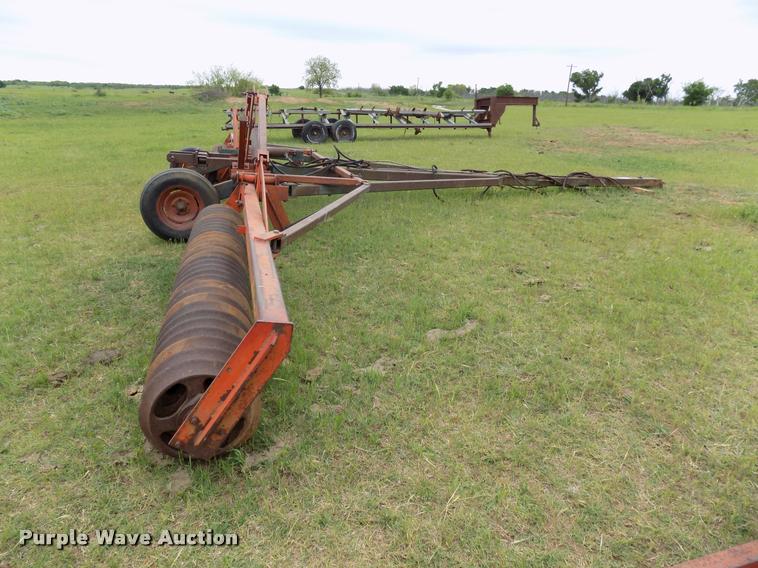 image for item DA6100 Brillion WPW-128 packer