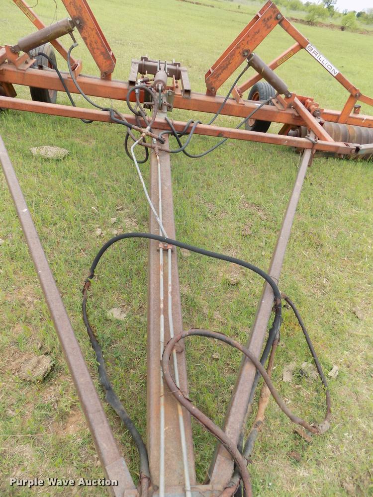 image for item DA6100 Brillion WPW-128 packer