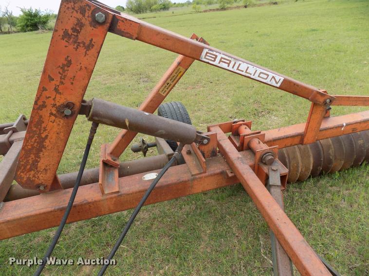 image for item DA6100 Brillion WPW-128 packer