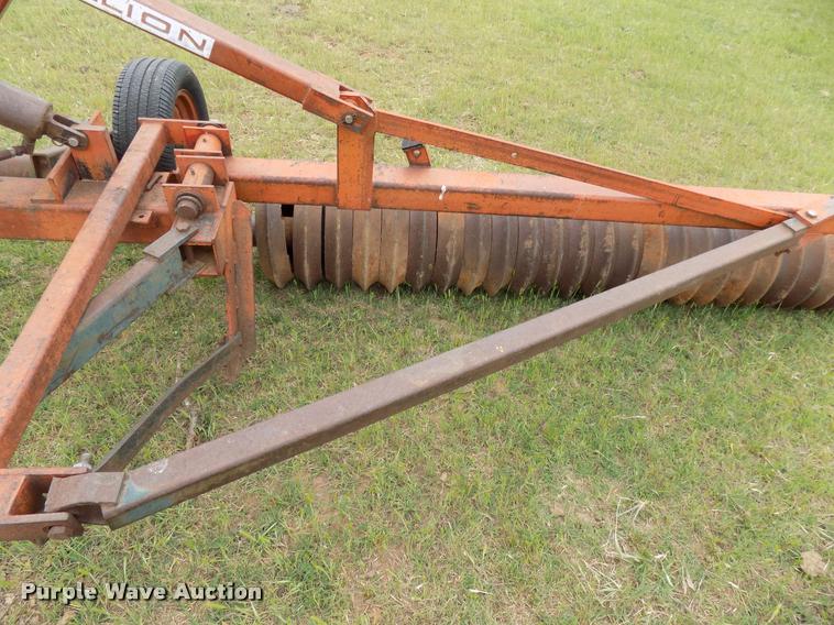 image for item DA6100 Brillion WPW-128 packer