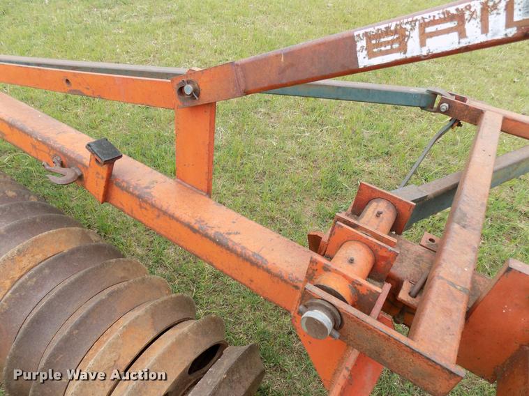 image for item DA6100 Brillion WPW-128 packer