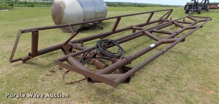 image for item DA6103 (2) Hydro bale carriers