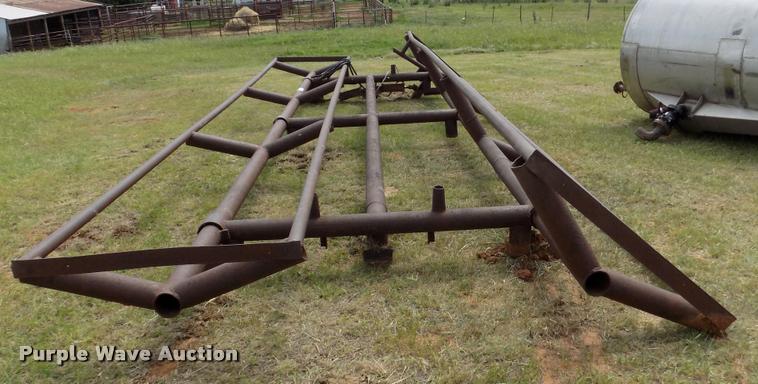 image for item DA6103 (2) Hydro bale carriers