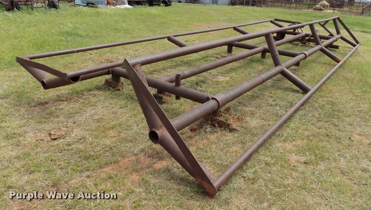 image for item DA6103 (2) Hydro bale carriers