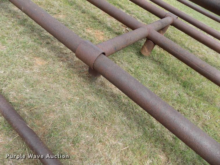 image for item DA6103 (2) Hydro bale carriers