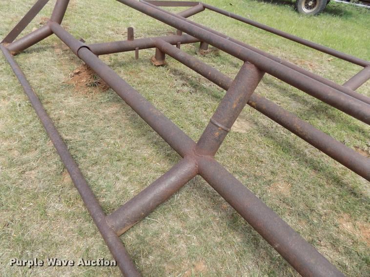 image for item DA6103 (2) Hydro bale carriers