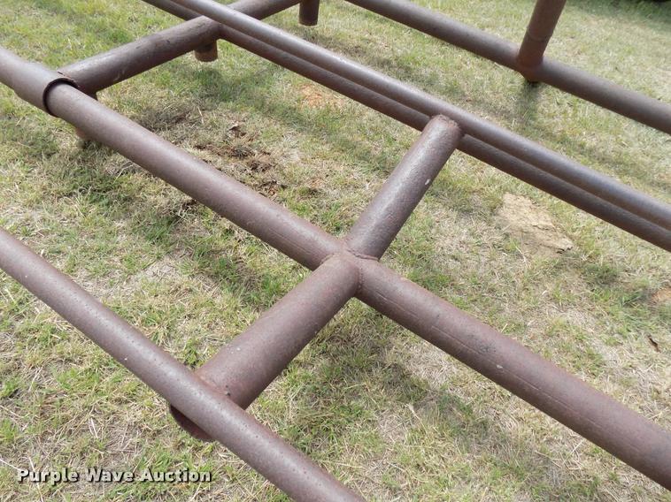 image for item DA6103 (2) Hydro bale carriers