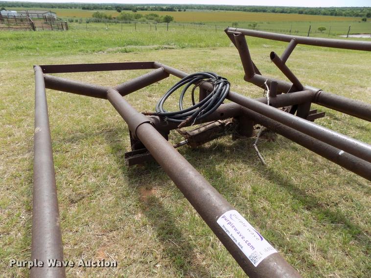 image for item DA6103 (2) Hydro bale carriers