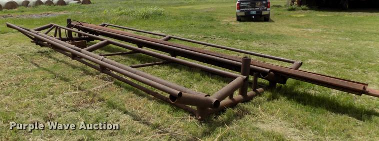 image for item DA6103 (2) Hydro bale carriers