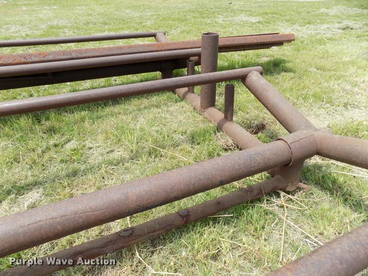 image for item DA6103 (2) Hydro bale carriers