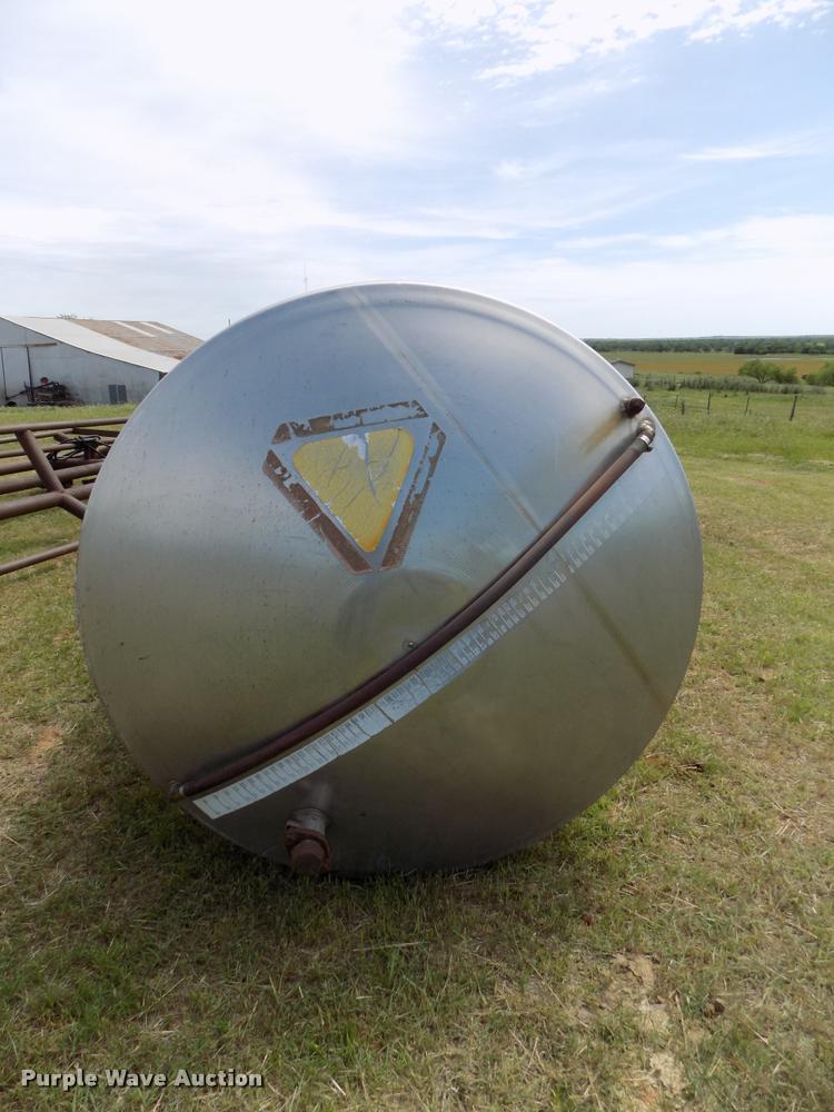 image for item DA6104 1984 Progress Industries stainless steel tank