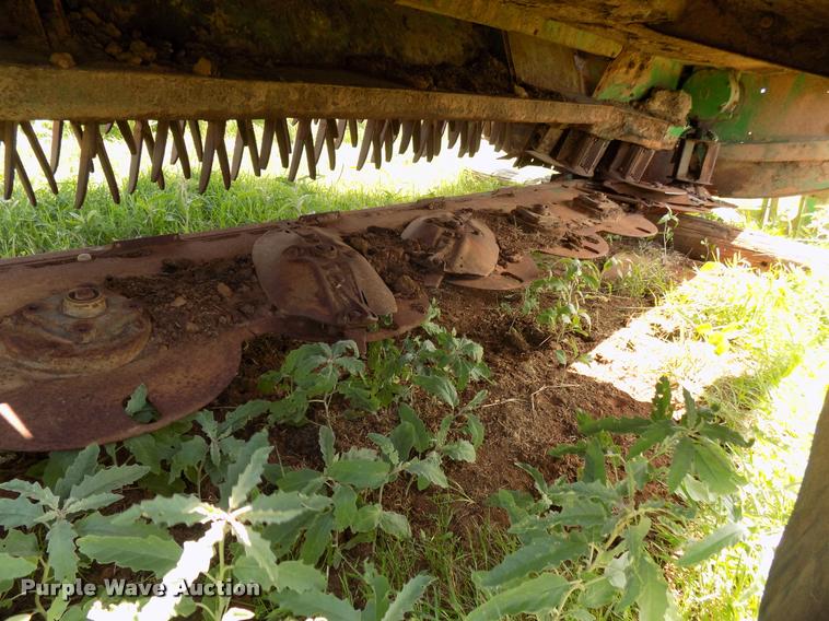 image for item DA6105 John Deere 995 rotary head