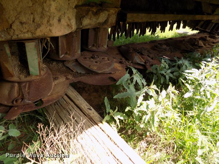 image for item DA6105 John Deere 995 rotary head