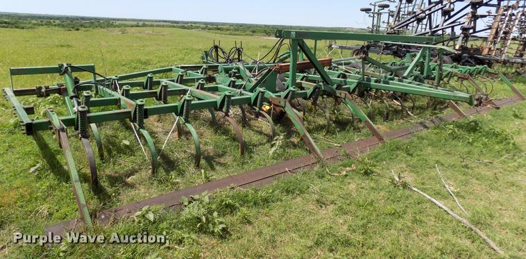 image for item DA6107 John Deere field cultivator