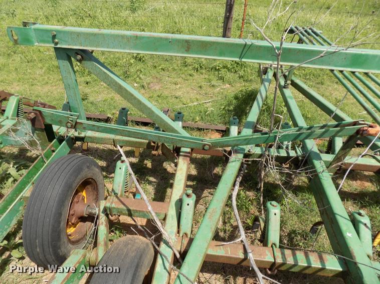image for item DA6107 John Deere field cultivator