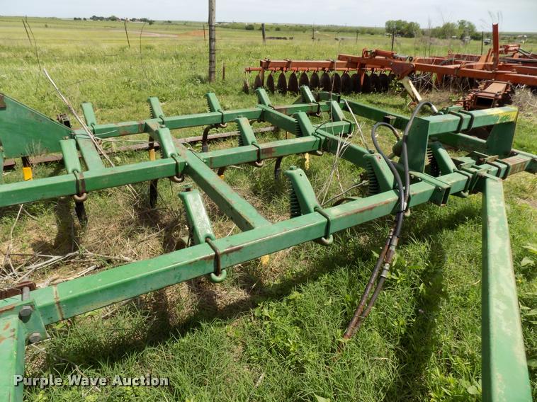 image for item DA6107 John Deere field cultivator