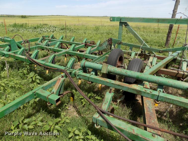 image for item DA6107 John Deere field cultivator
