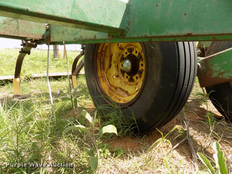 image for item DA6107 John Deere field cultivator