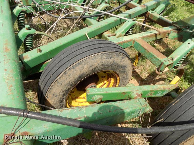 image for item DA6107 John Deere field cultivator