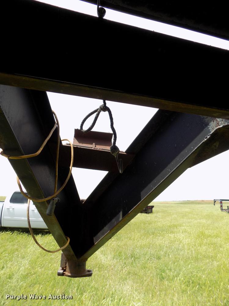 image for item DA6109 Shop built livestock trailer