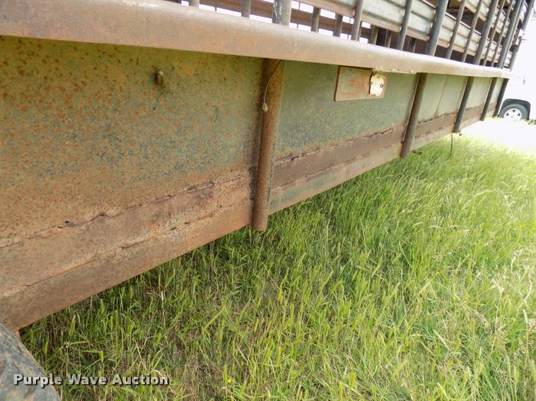 image for item DA6109 Shop built livestock trailer