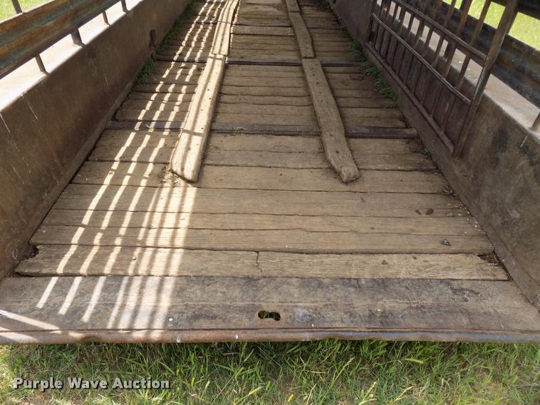 image for item DA6109 Shop built livestock trailer