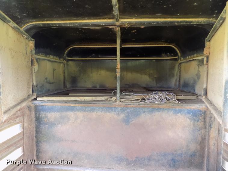 image for item DA6109 Shop built livestock trailer