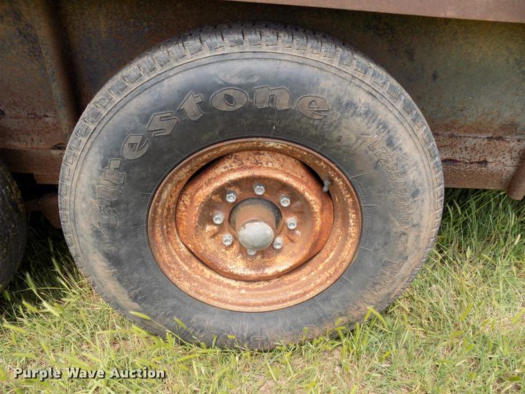 image for item DA6109 Shop built livestock trailer