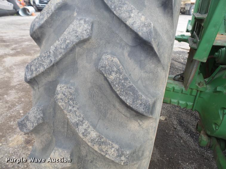 image for item DA6251 1972 John Deere 4020 tractor