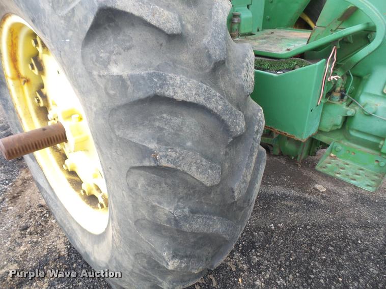 image for item DA6251 1972 John Deere 4020 tractor