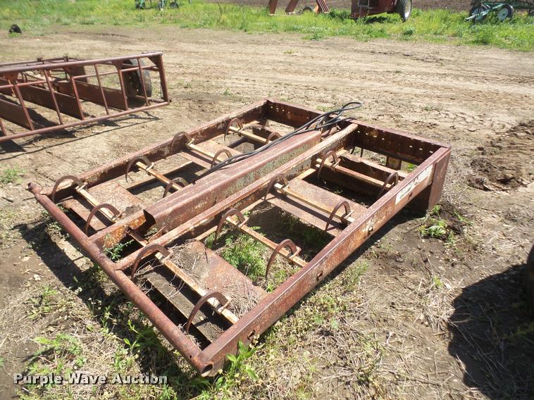 image for item DA6261 Welco 18000 bale fork