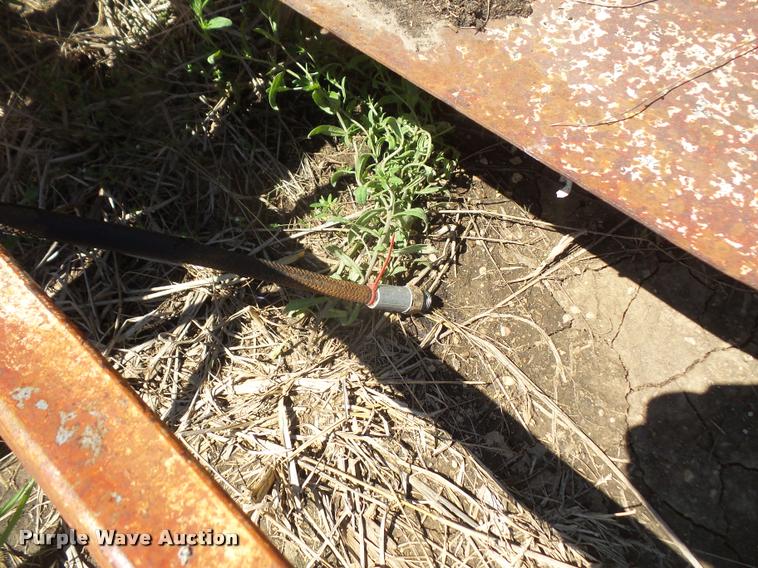 image for item DA6261 Welco 18000 bale fork