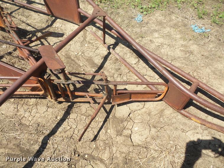 image for item DA6262 Welco bale accumulator