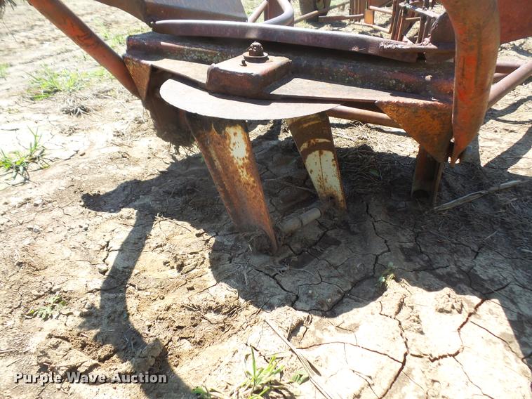 image for item DA6262 Welco bale accumulator