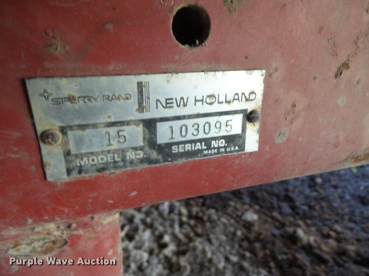image for item DA6266 New Holland 6 feed wagon