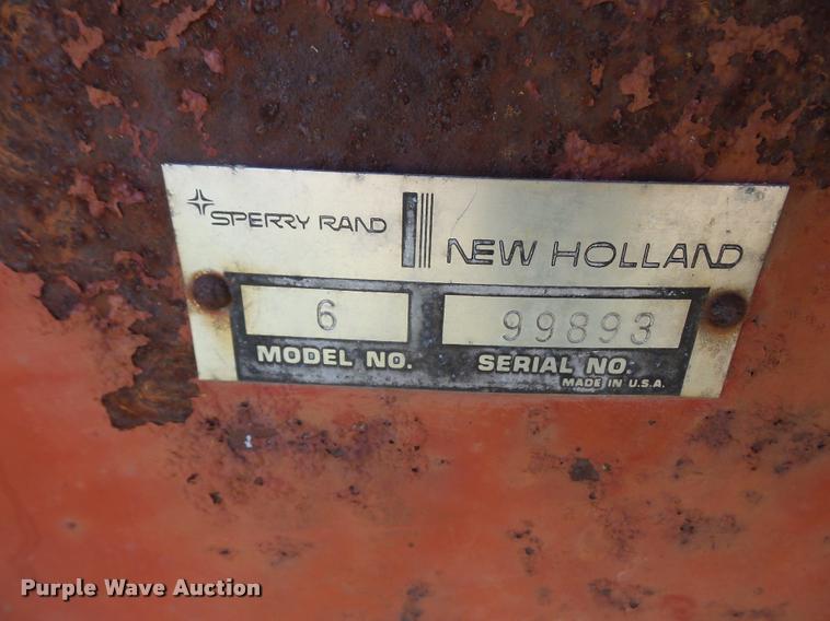 image for item DA6266 New Holland 6 feed wagon