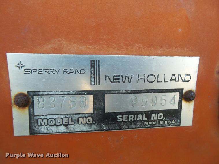 image for item DA6266 New Holland 6 feed wagon