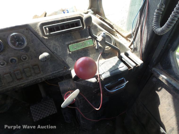 image for item DA6268 1976 Steiger Panther III ST310 4WD tractor