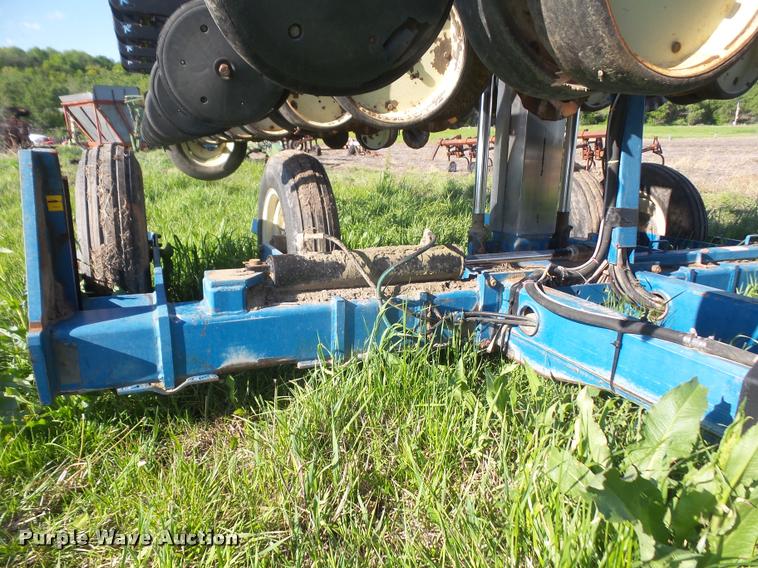 image for item DA6278 Kinze 2600 no-till split row planter