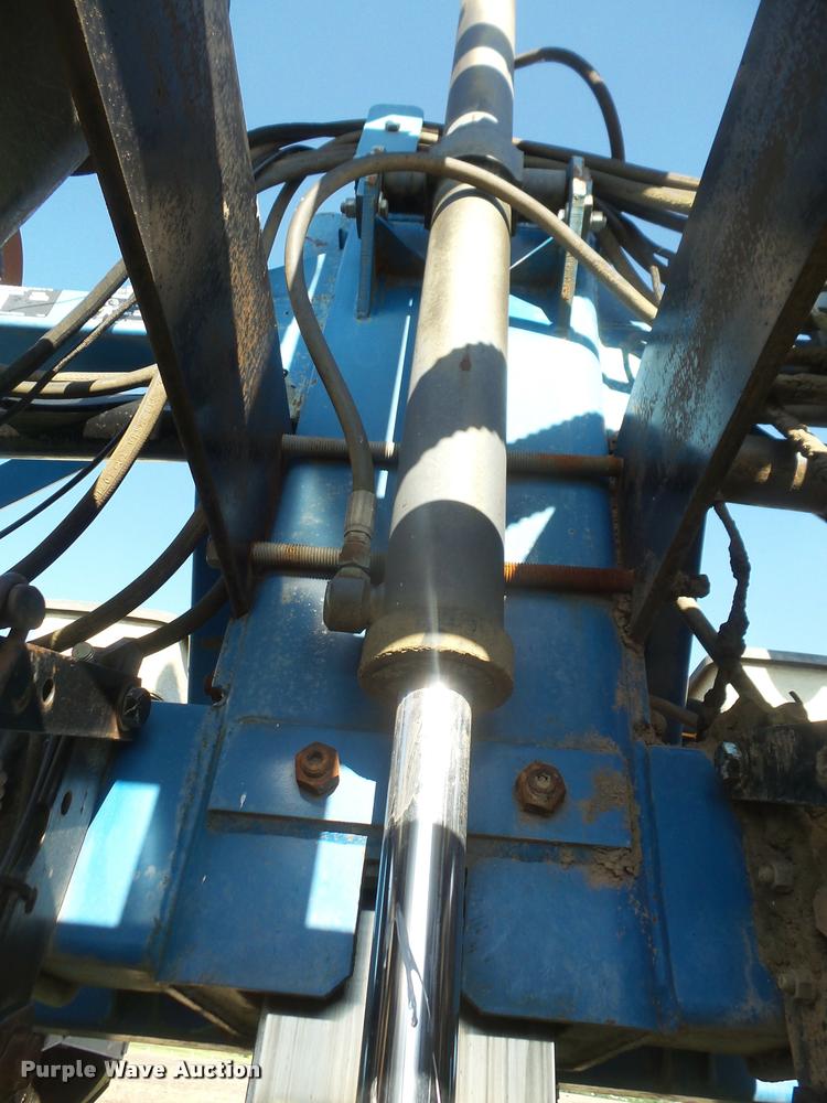 image for item DA6278 Kinze 2600 no-till split row planter