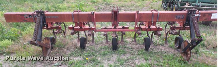 image for item DA6324 Case IH 183 row crop cultivator