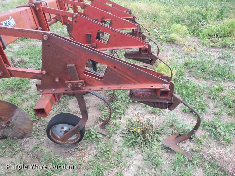 image for item DA6324 Case IH 183 row crop cultivator