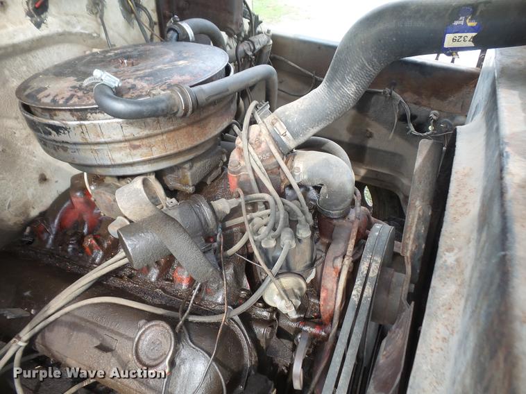 image for item DA8187 1969 International Loadstar 1700 grain truck